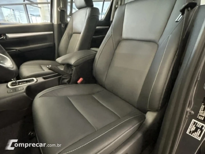 HILUX 2.8 D-4D TURBO CD SRX PLUS 4X4 AUTOMÁTICO