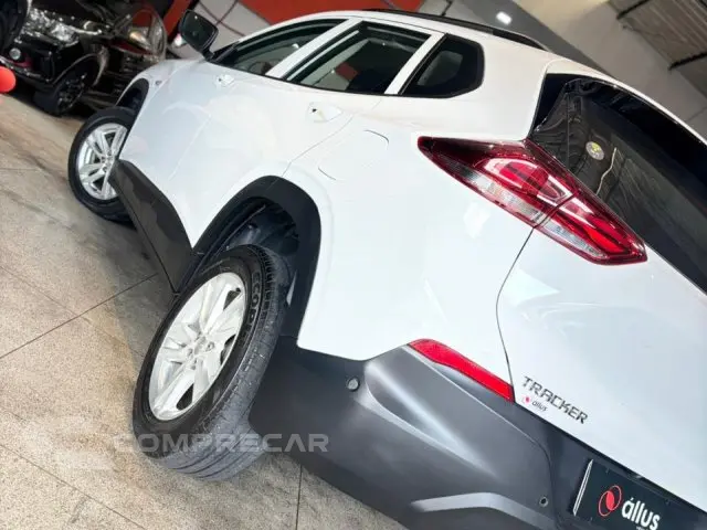 TRACKER - 1.0 TURBO AUTOMÁTICO