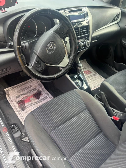YARIS 1.5 16V Sedan XL