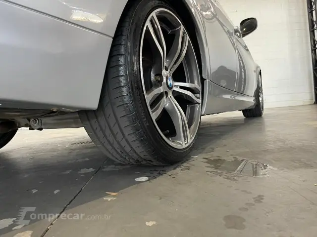 320i - 2.0 16V 4P AUTOMÁTICO