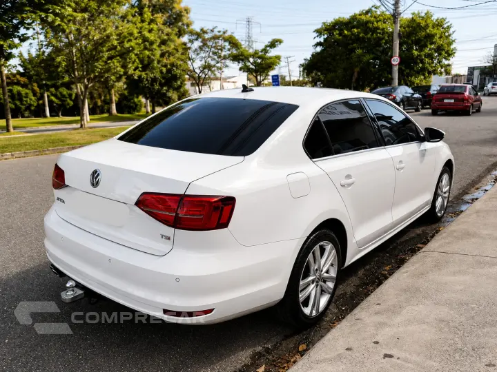 JETTA Highline 2.0 TSI 16V 4p Tiptronic