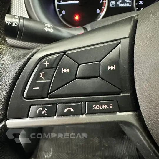 KICKS Active 1.6 16V Flex Aut.