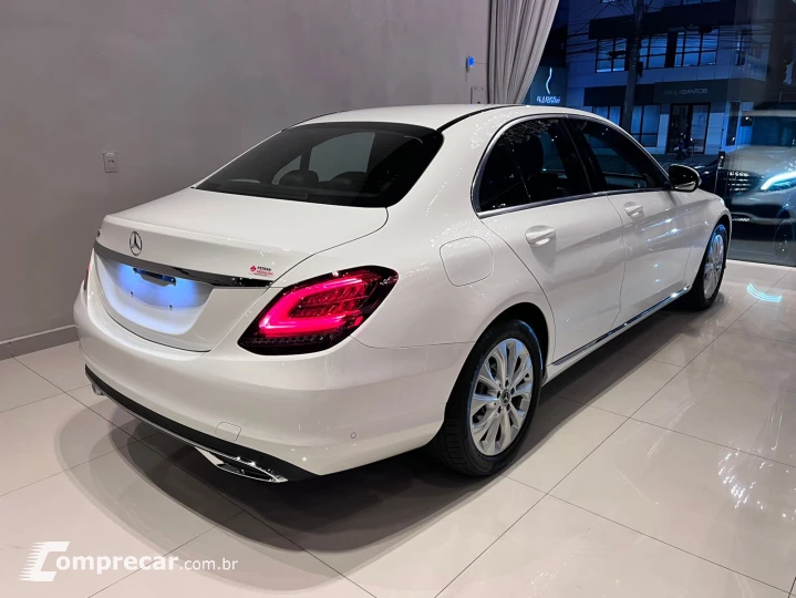 C 180 1.6 CGI Exclusive 16V Turbo