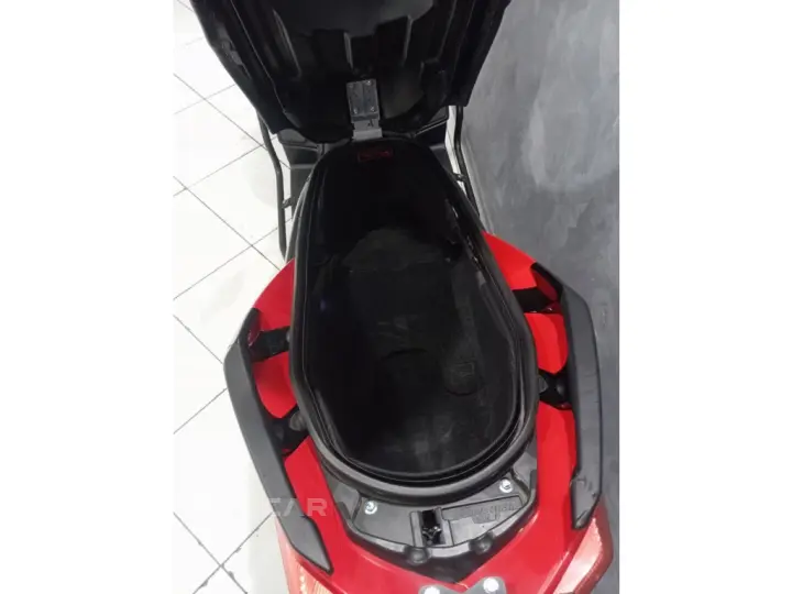 XMAX 250 ABS