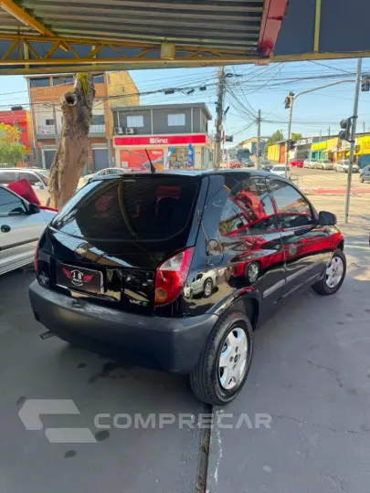 CELTA 1.0 MPFI Life 8V