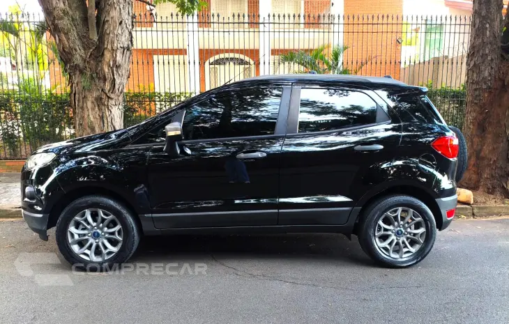 ECOSPORT 1.6 Freestyle 8V