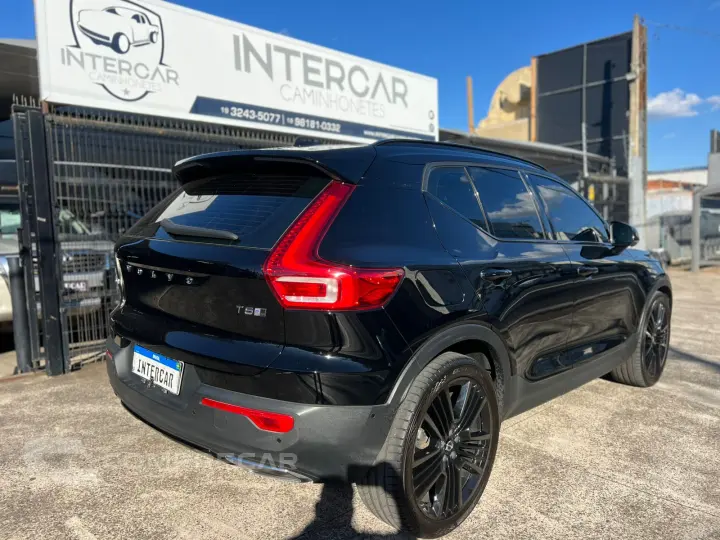 XC40 2.0 T5 R-design AWD Geartronic