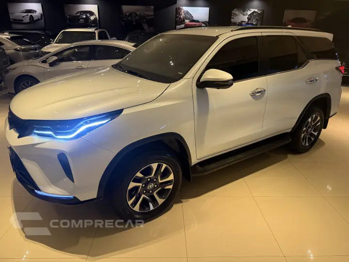 HILUX SW4 2.8 D-4d Turbo SRX Platinum 7L 4X4