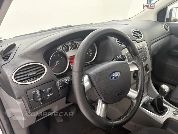 FOCUS 1.6 SE Sedan 16V