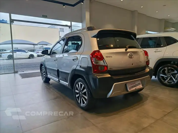 ETIOS CROSS 1.5 16V FLEX 4P AUTOMÁTICO