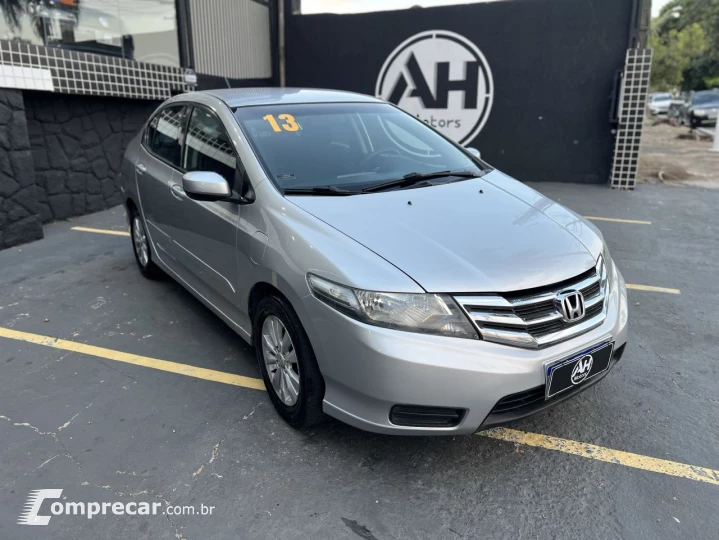 CITY Sedan LX 1.5 Flex 16V 4p Aut.