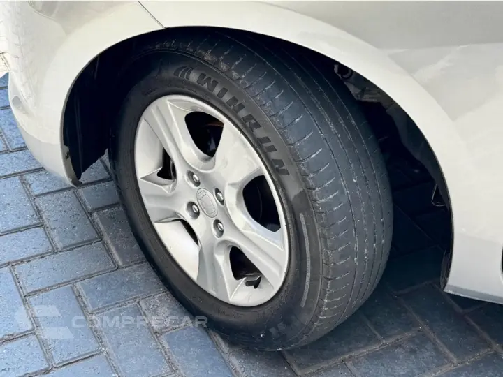 FIT 1.4 LXL 16V FLEX 4P AUTOMÁTICO