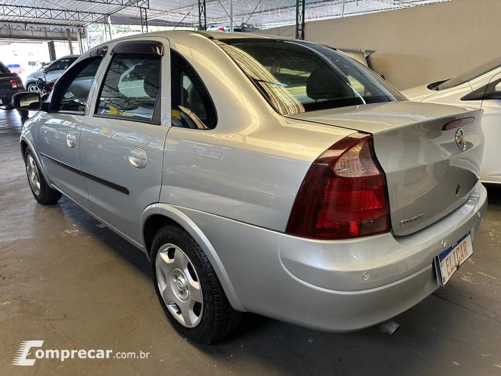 CORSA 1.4 MPFI Maxx Sedan 8V