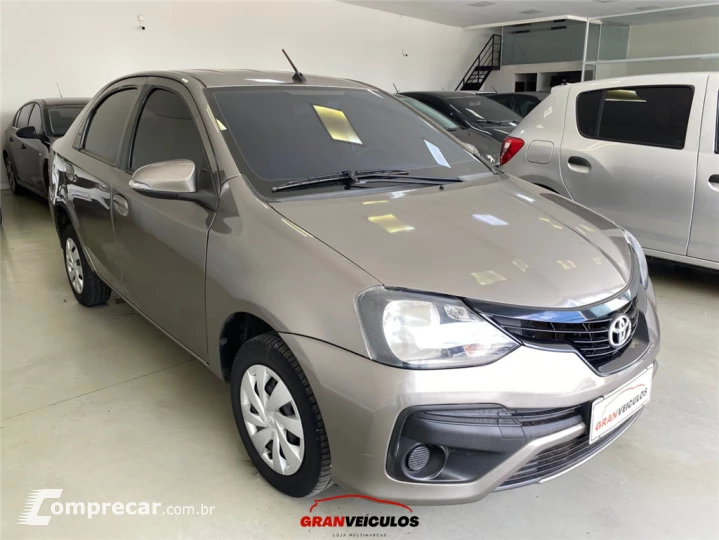 ETIOS 1.5 X PLUS SEDAN 16V FLEX 4P AUTOMÁTICO