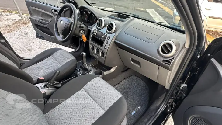 FIESTA 1.6 MPI Hatch 8V