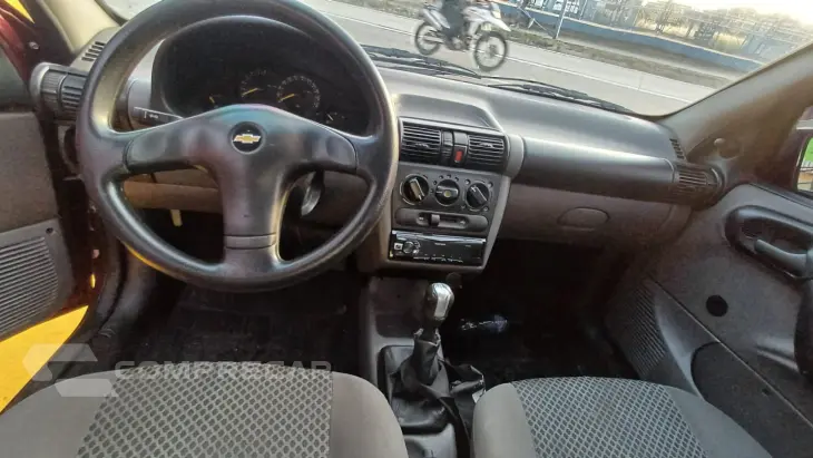 CLASSIC 1.0 MPFI Sedan 8V