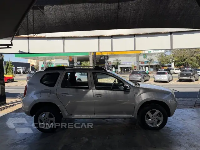 DUSTER - 1.6 DYNAMIQUE 4X2 16V 4P MANUAL