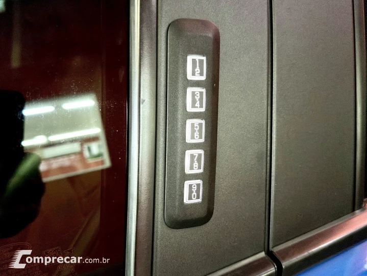 MAVERICK 2.0 ECOBOOST GASOLINA LARIAT FX4 AUTOMÁTICO