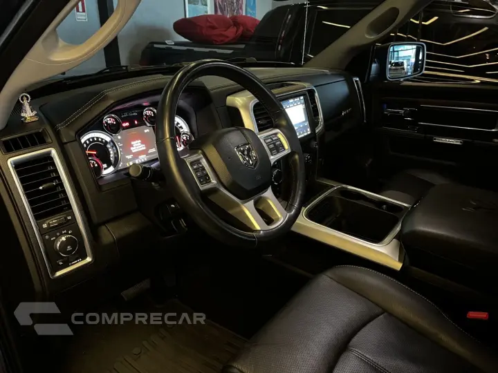 Classic 5.7 V8 32V 4P HEMI LARAMIE AUTOMÁTICO