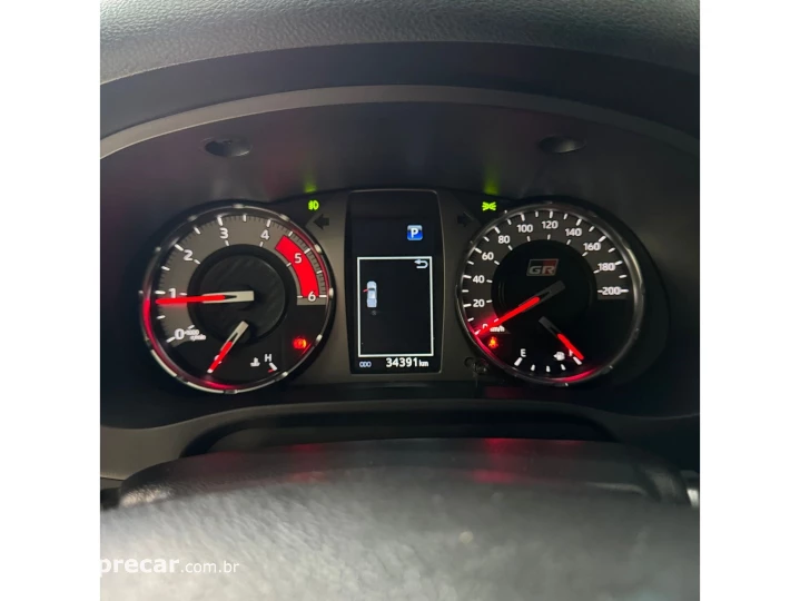HILUX 2.8 D-4D TURBO DIESEL CD GR-S 4X4 AUTOMÁTICO