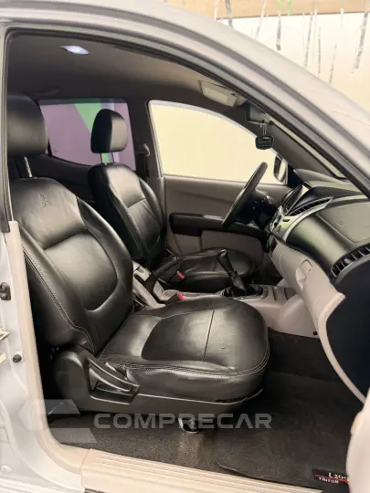 L200 TRITON 2.4 HLS 4X2 CD 16V