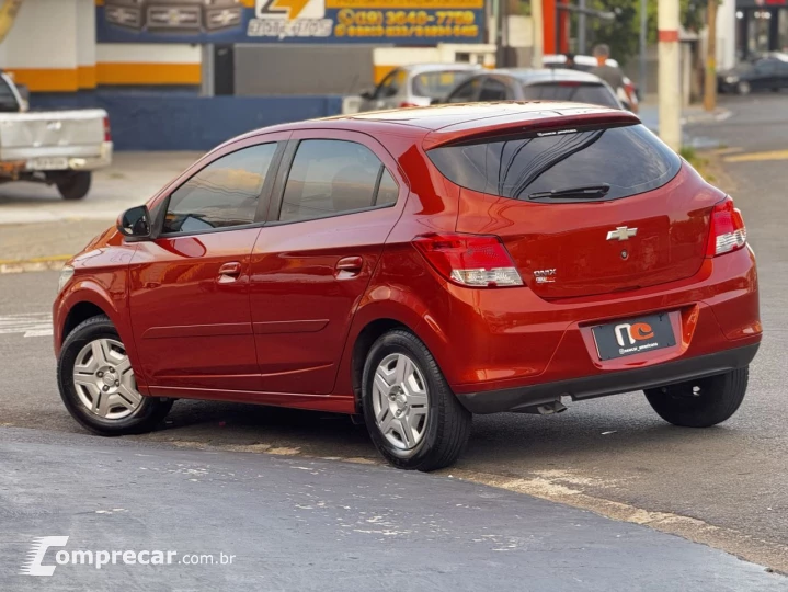 ONIX HATCH LT 1.0 8V FlexPower 5p Mec.