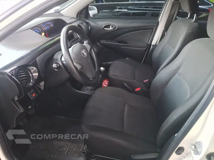 Etios Hatch 1.3 16V 4P FLEX X