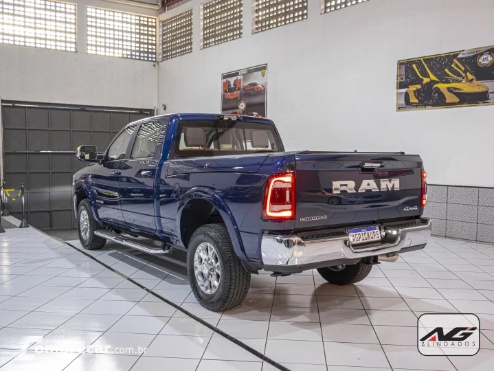 2500 6.7 I6 Turbo Laramie CD 4X4