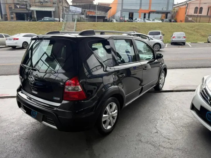 LIVINA X-GEAR SL/X-GEAR 1.8 Flex F. Aut.