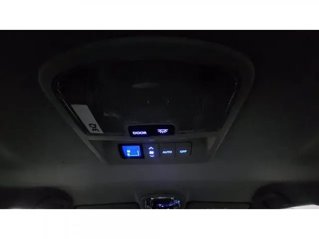 HILUX SW4 - 2.8 D-4D TURBO SRX 4X4 AUTOMÁTICO