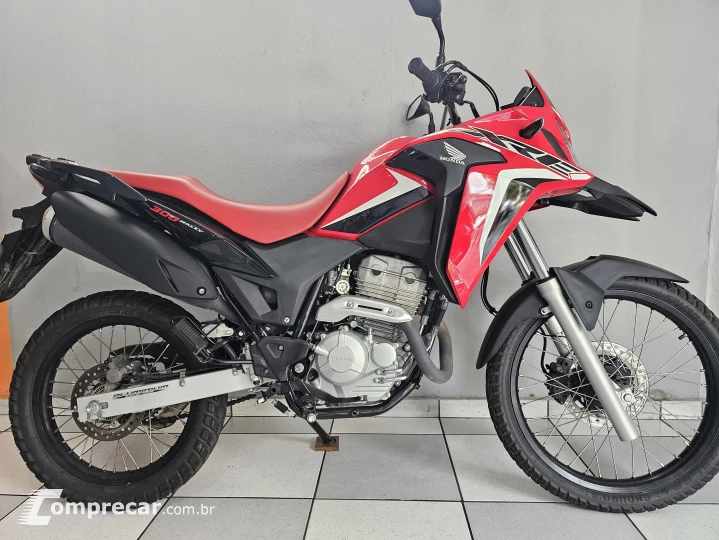 XRE 300 RALLY