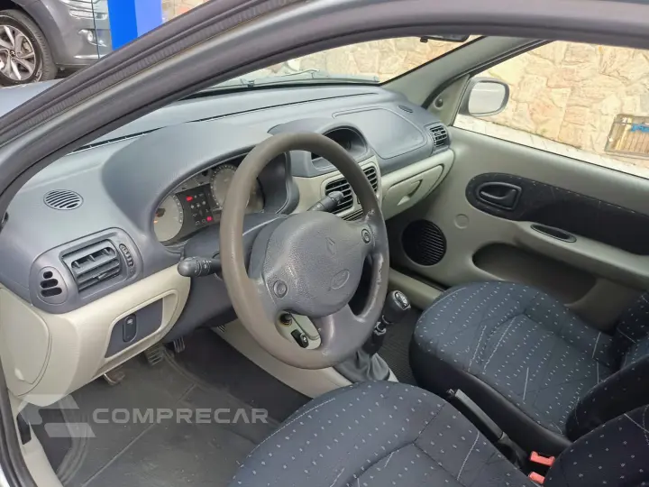 Clio 1.0 Expression 16V Gasolina 4P Manual