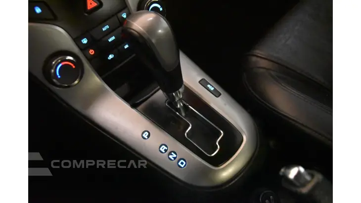 CRUZE SEDAN - 1.8 LT 16V 4P AUTOMÁTICO
