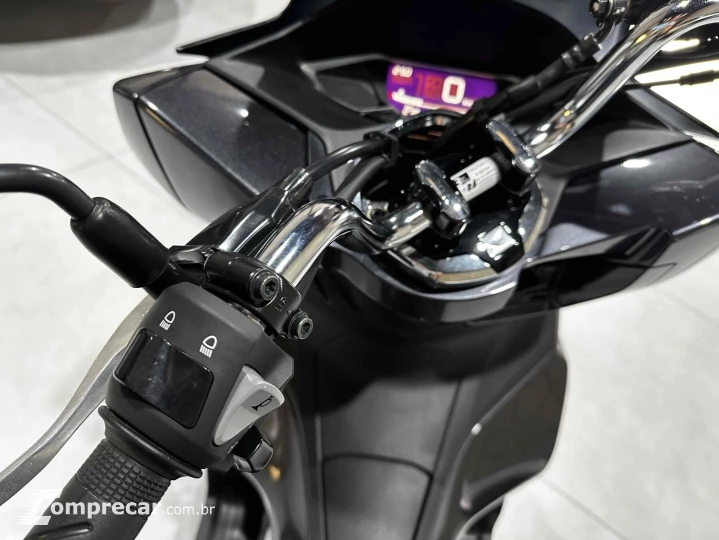 PCX 160