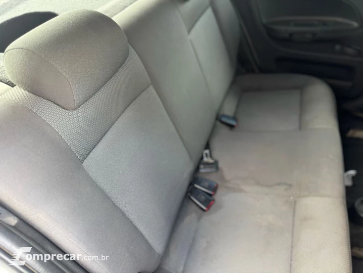 Gol (novo) 1.0 Mi Total Flex 8V 4p