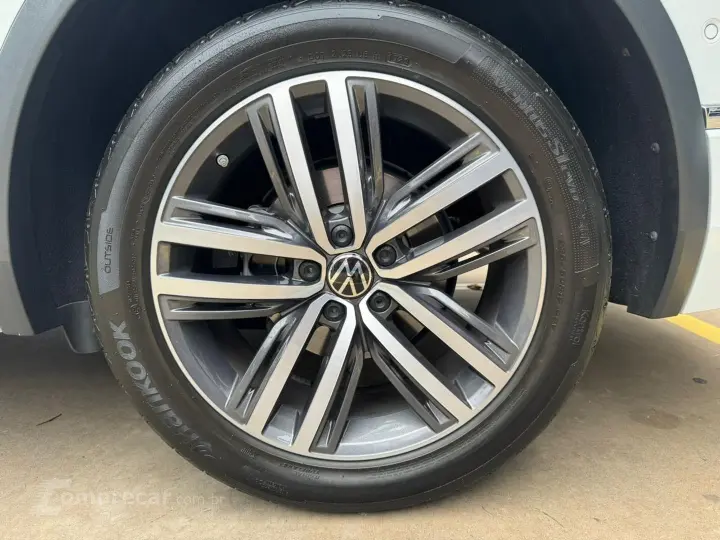 Tiguan 2.0 300 Tsi Gasolina Allspace R-Line Automático