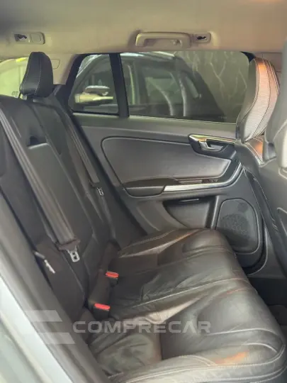 V60 2.0 T5 R Design Turbo