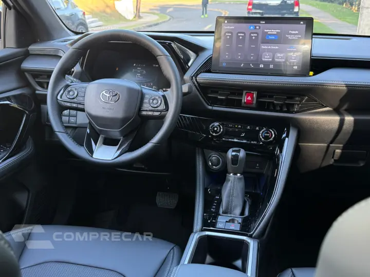 YARIS CROSS 1.5 VVT-I XRX
