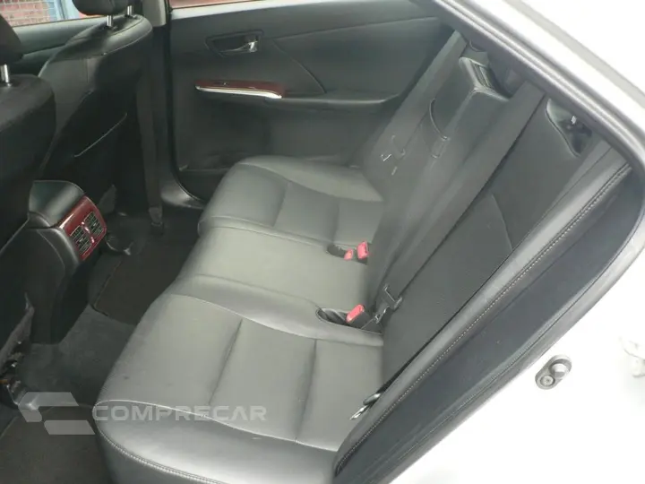 CAMRY 3.5 XLE V6 24V GASOLINA 4P AUTOMÁTICO