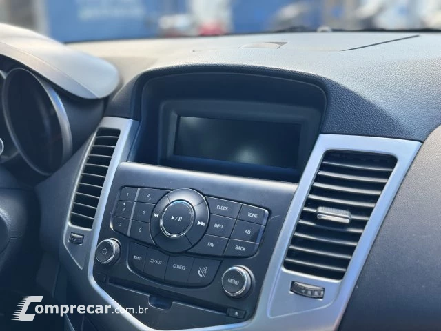 CRUZE SEDAN - 1.8 LT 16V 4P AUTOMÁTICO