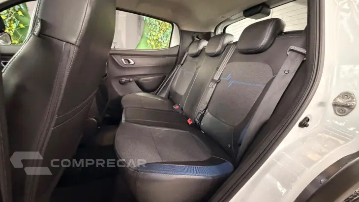 KWID Intense 1.0 Flex 12V 5p Mec.