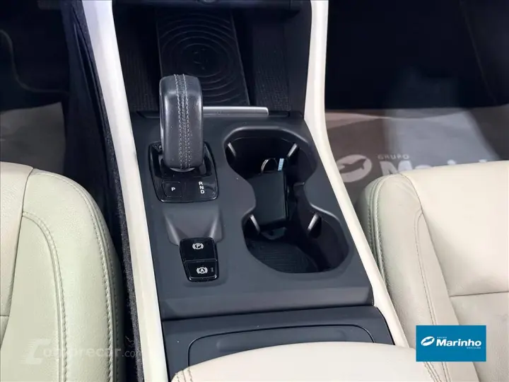 XC40 2.0 T5 GASOLINA MOMENTUM AWD GEARTRONIC