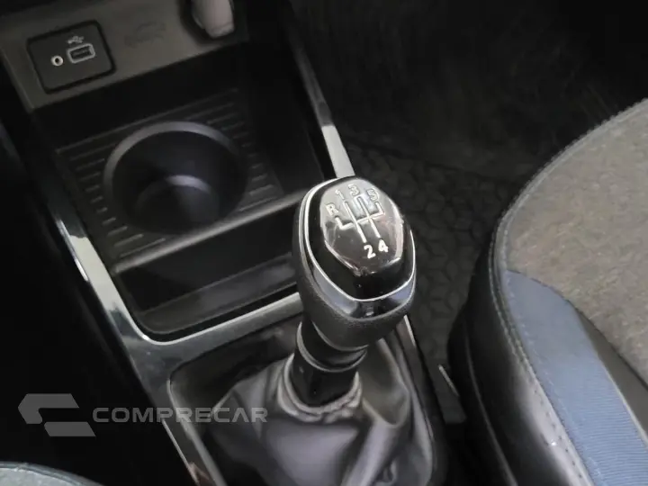 Kwid KWID Intense 1.0 Flex 12V 5p Mec.