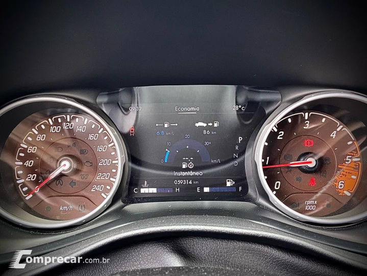 TORO 2.0 16V Turbo Volcano 4WD AT9