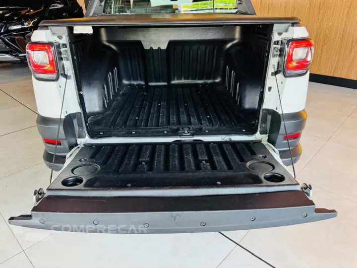 STRADA 1.3 FIREFLY FLEX FREEDOM CD MANUAL