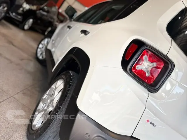 RENEGADE - 1.8 16V SPORT 4P MANUAL