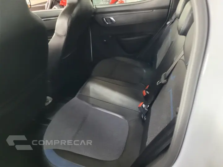 Kwid KWID Intense 1.0 Flex 12V 5p Mec.
