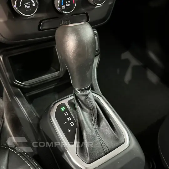 Renegade 1.8 4x2 Flex 16V Aut.