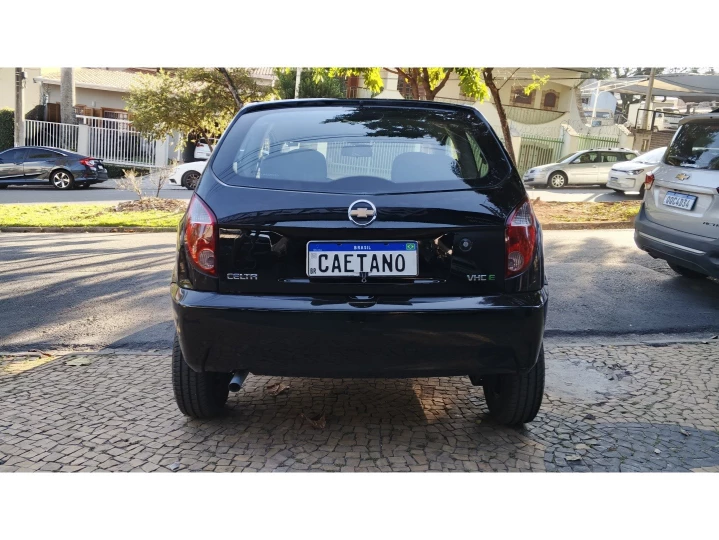 CELTA 1.0 MPFI VHC LIFE 8V FLEX 2P MANUAL