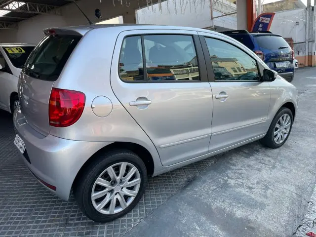 FOX - 1.6 MI 8V 4P MANUAL